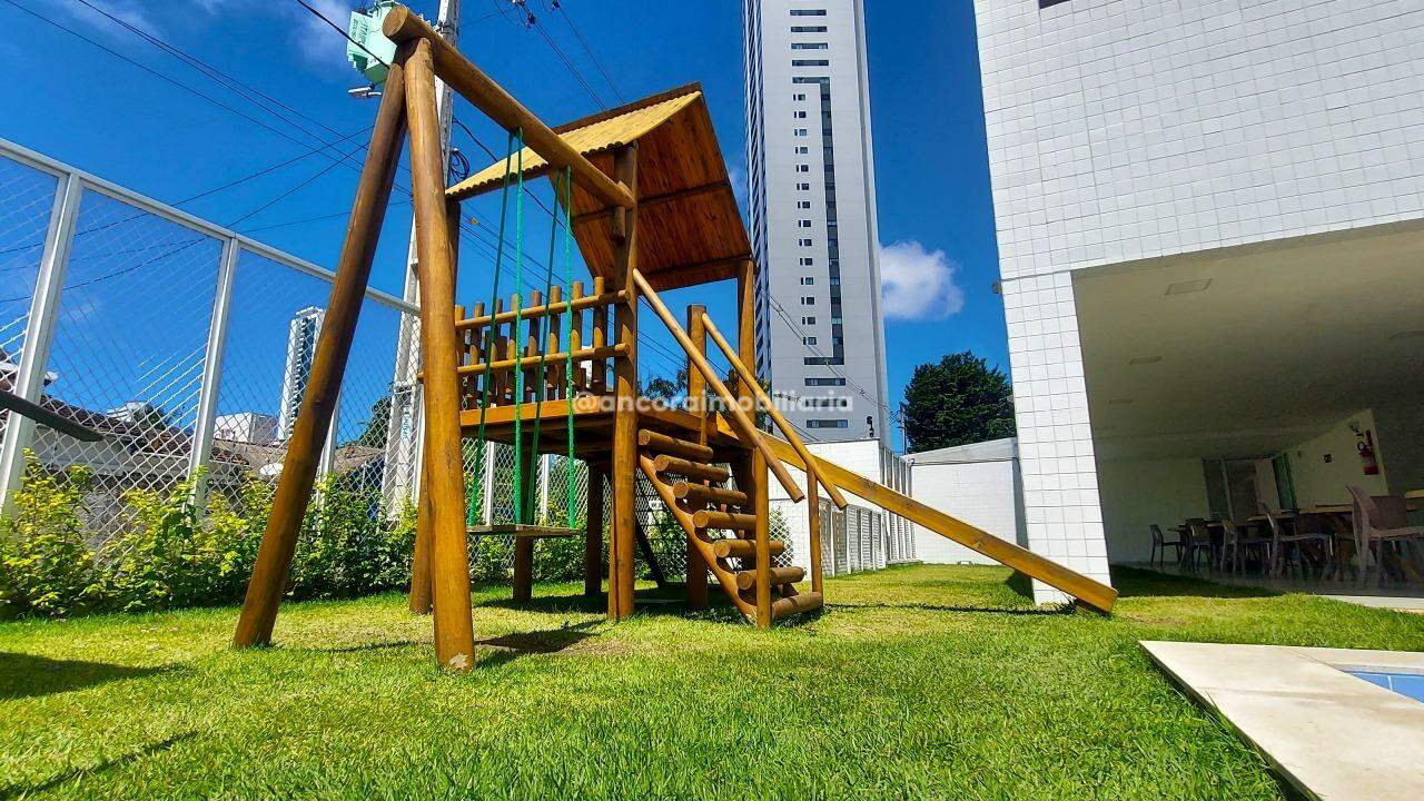Apartamento à venda no Ilha do Retiro: 