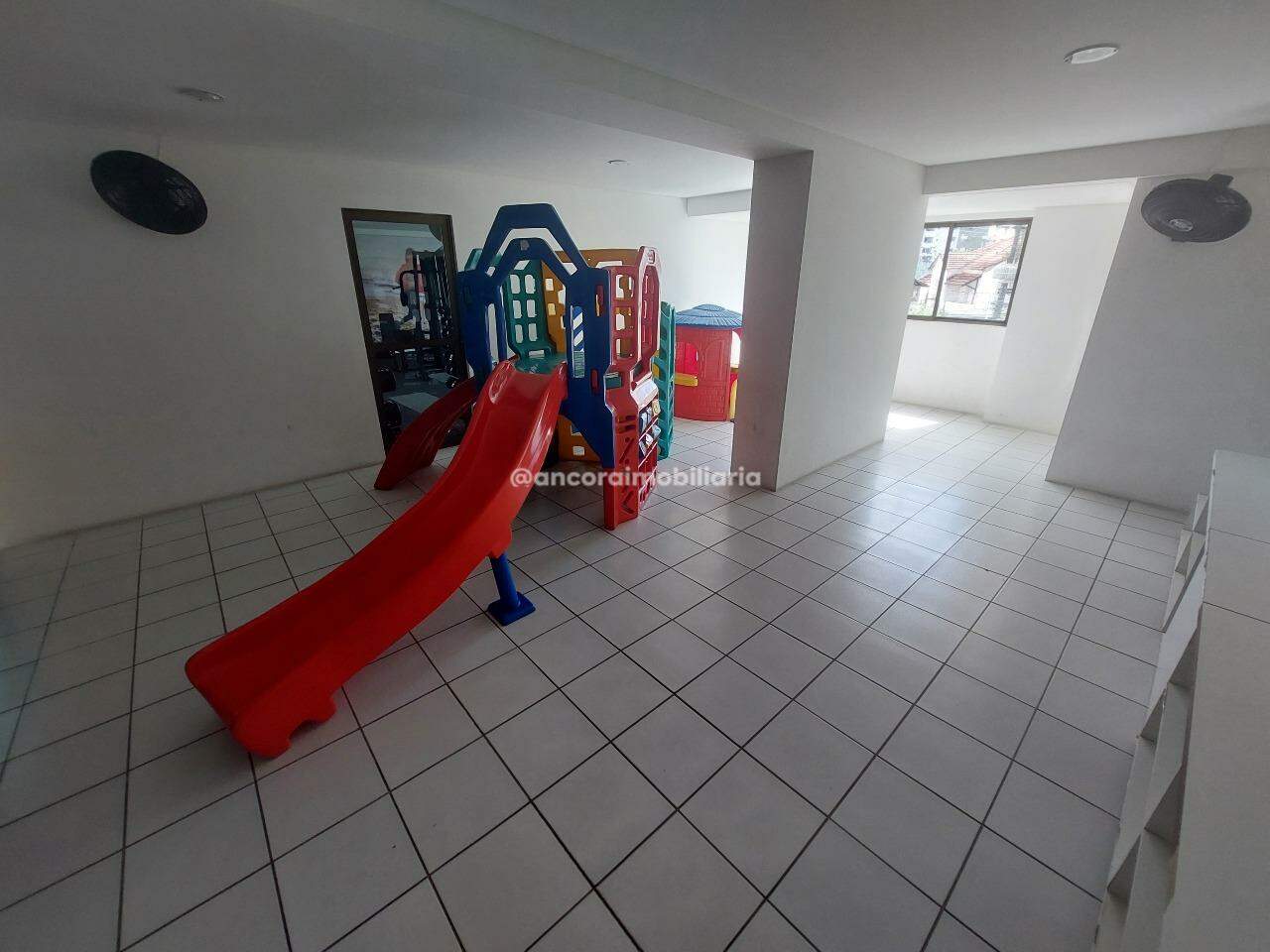 Apartamento à venda no Madalena: 