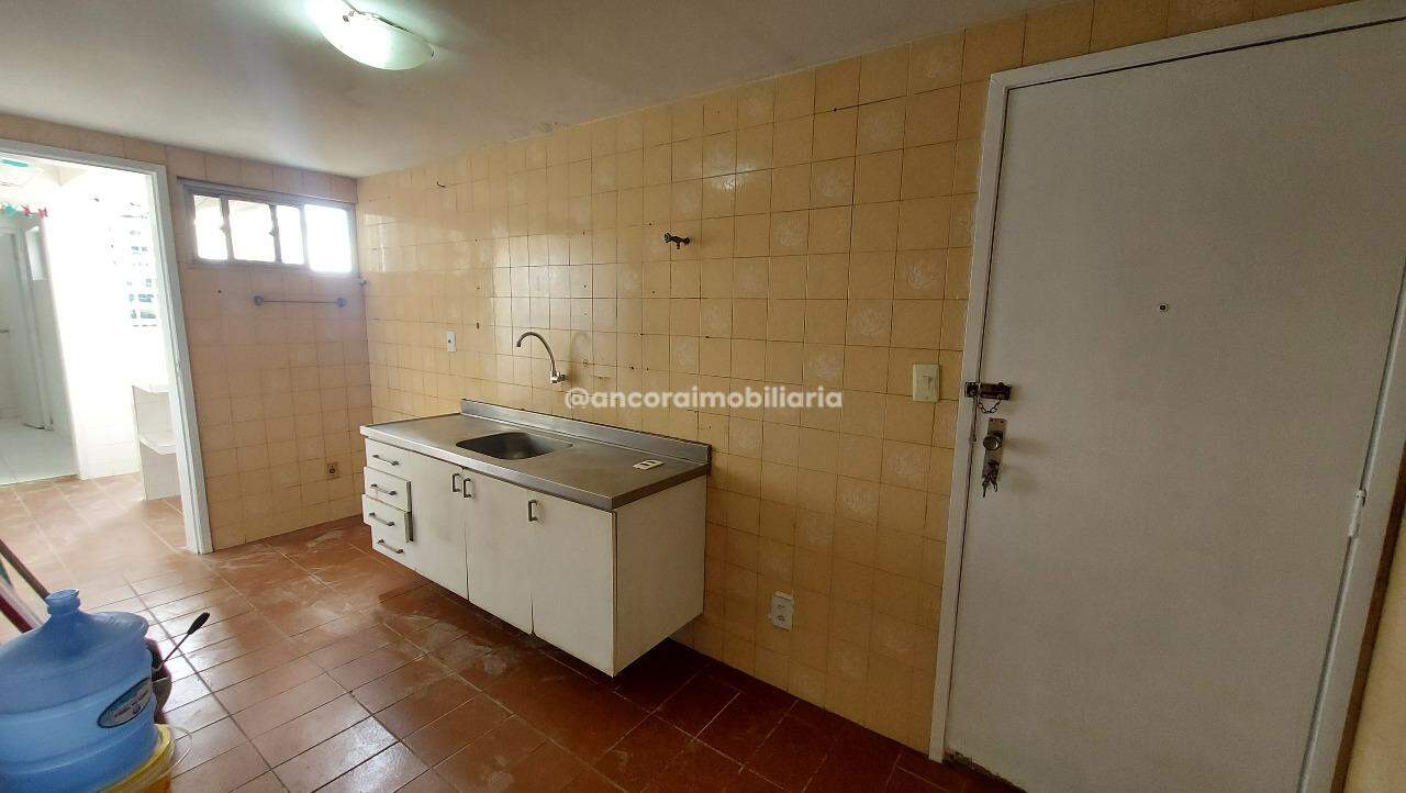 Apartamento à venda no Encruzilhada: 