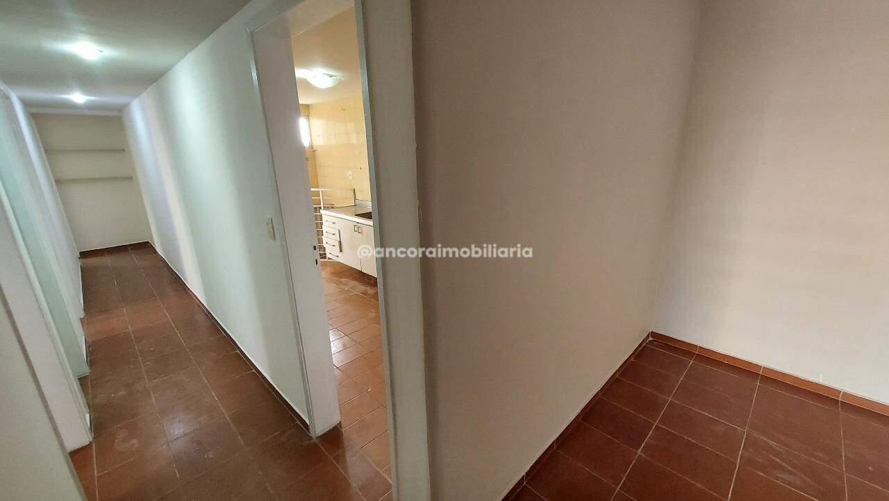 Apartamento à venda no Encruzilhada: 