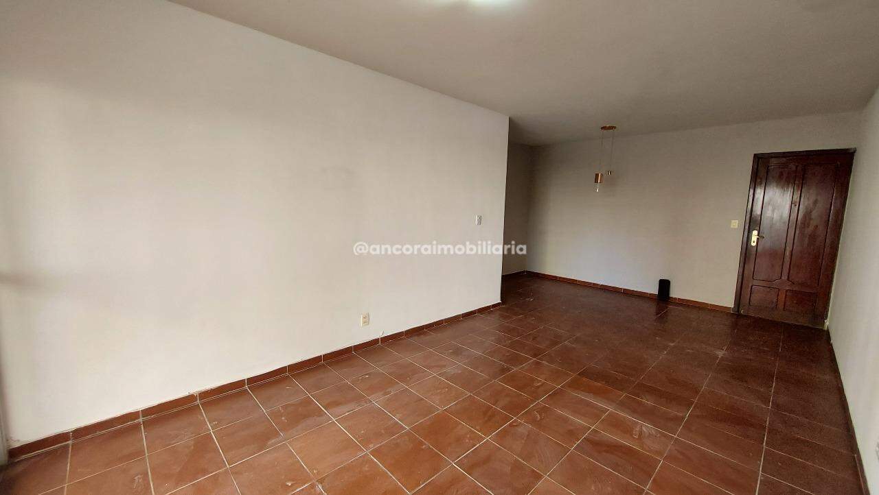 Apartamento à venda no Encruzilhada: