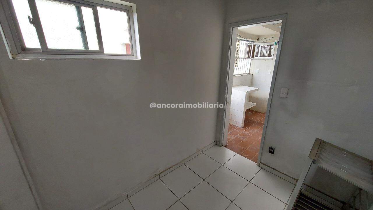 Apartamento à venda no Encruzilhada: 