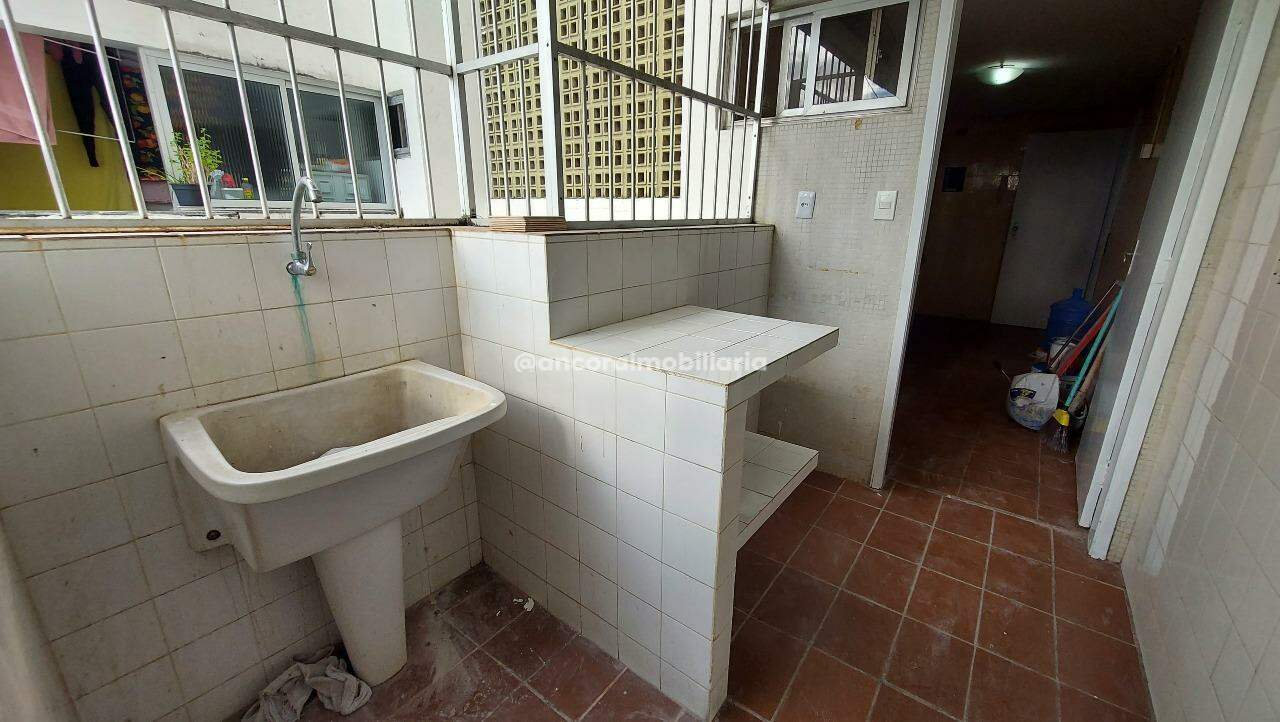 Apartamento à venda no Encruzilhada: 