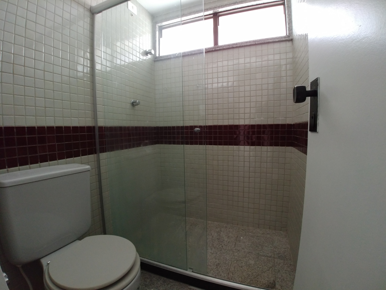 Apartamento à venda no Boa Viagem: Banheiro Social (2º Andar)