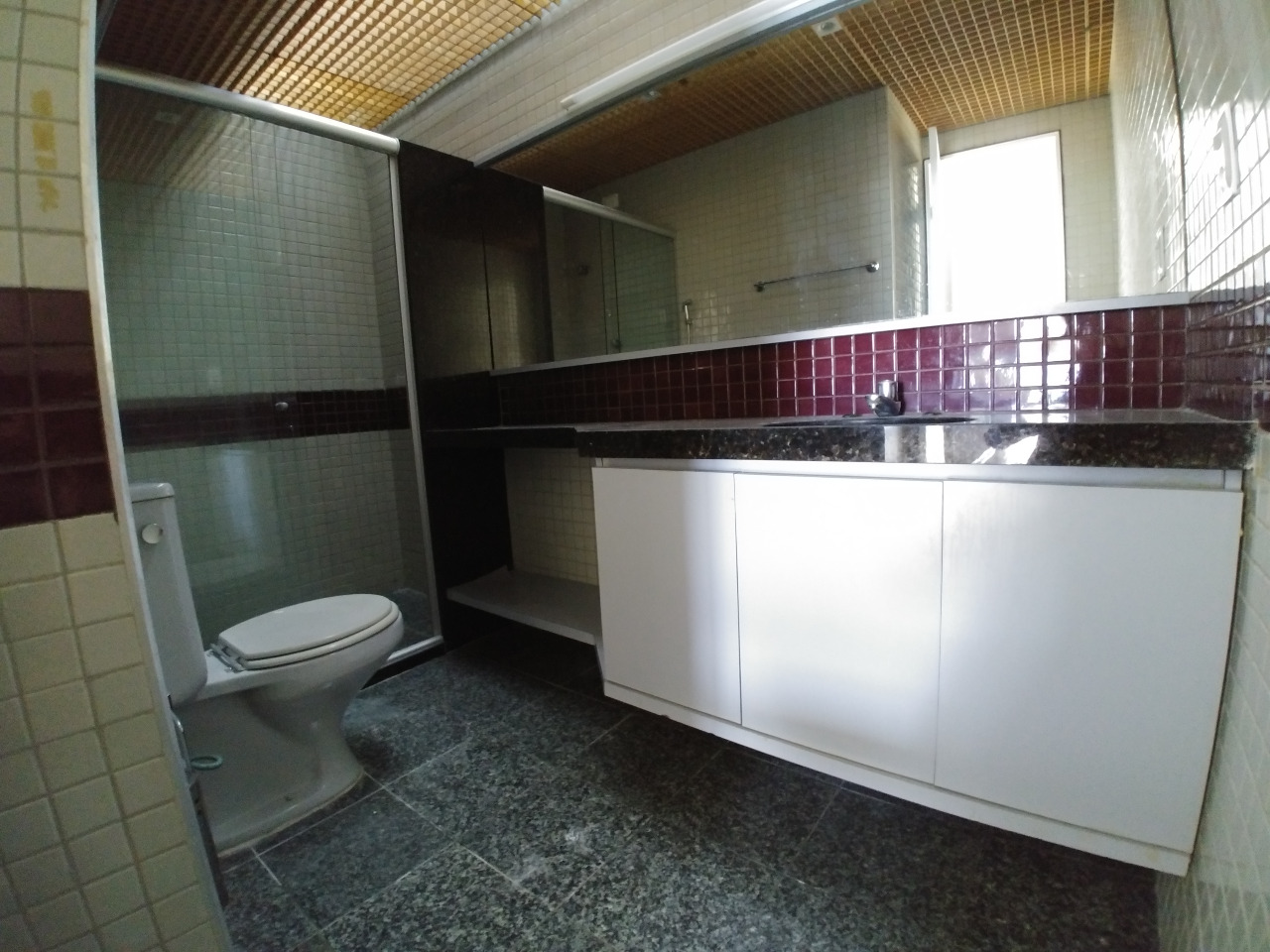 Apartamento à venda no Boa Viagem: Banheiro Suíte (2 suíte)