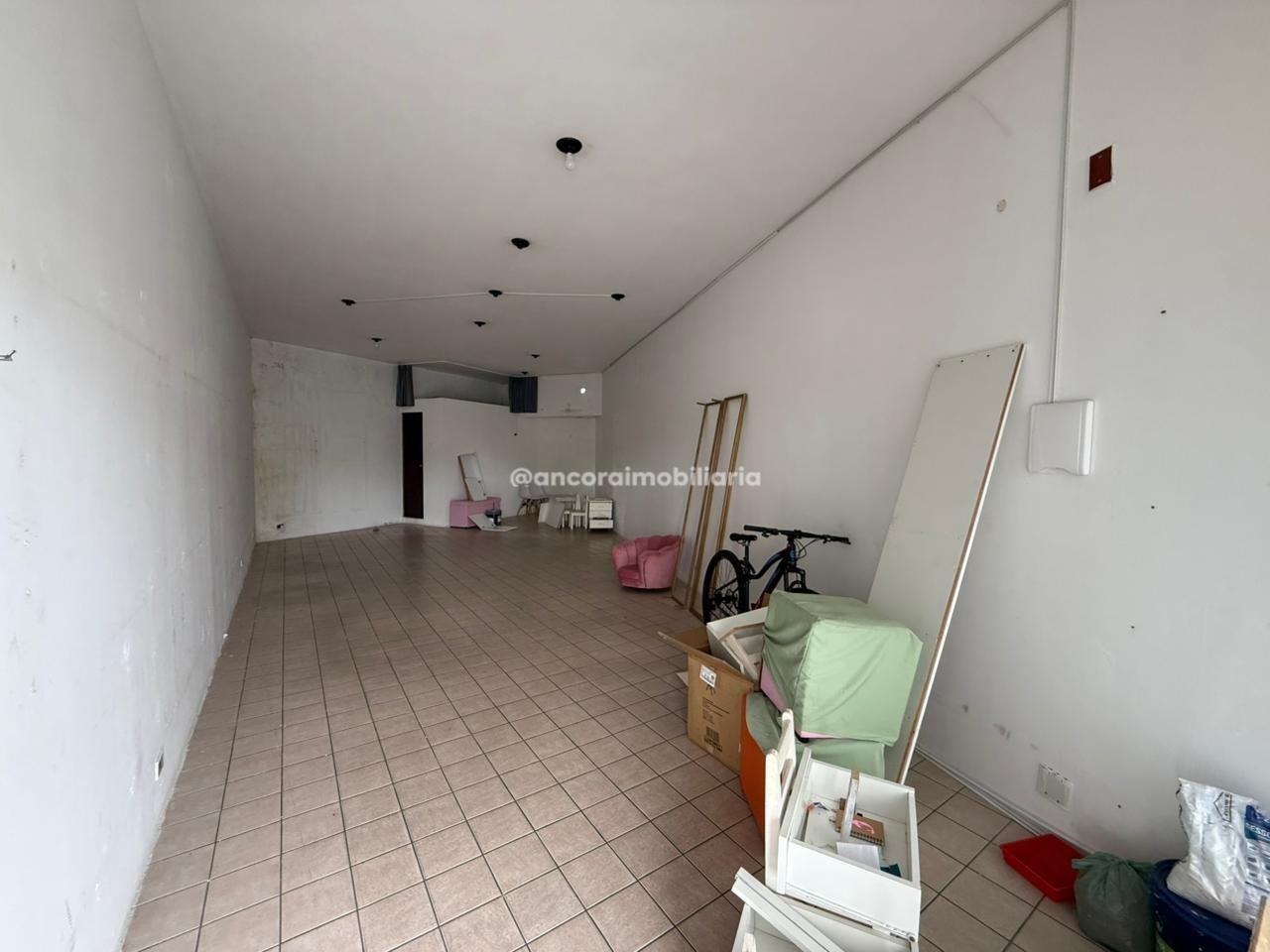 Sala para aluguel no Espinheiro: 