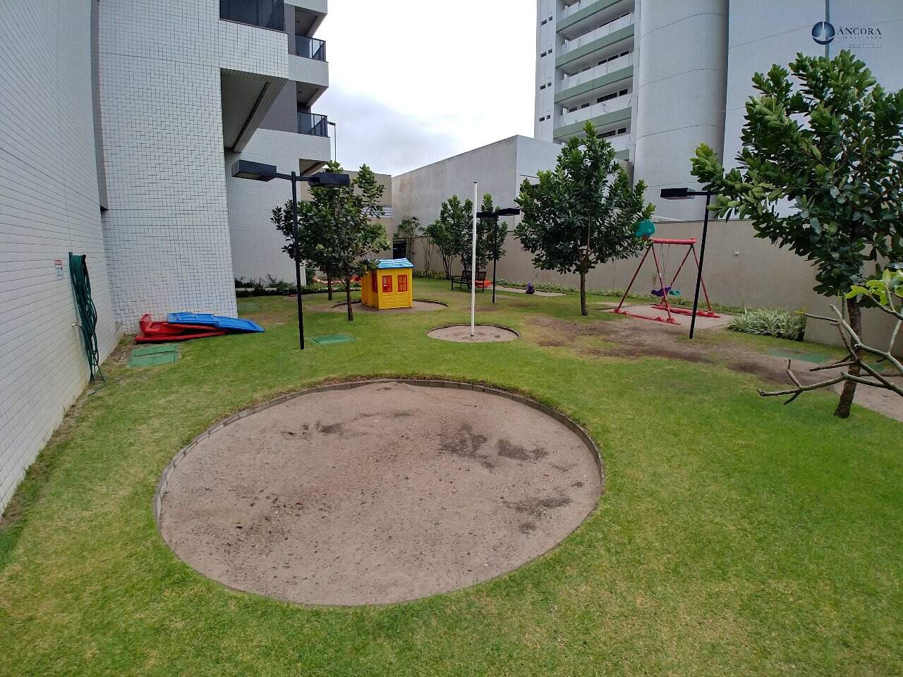 Apartamento à venda no Candeias: 