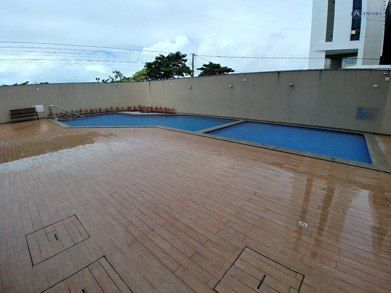 Apartamento à venda no Candeias: 