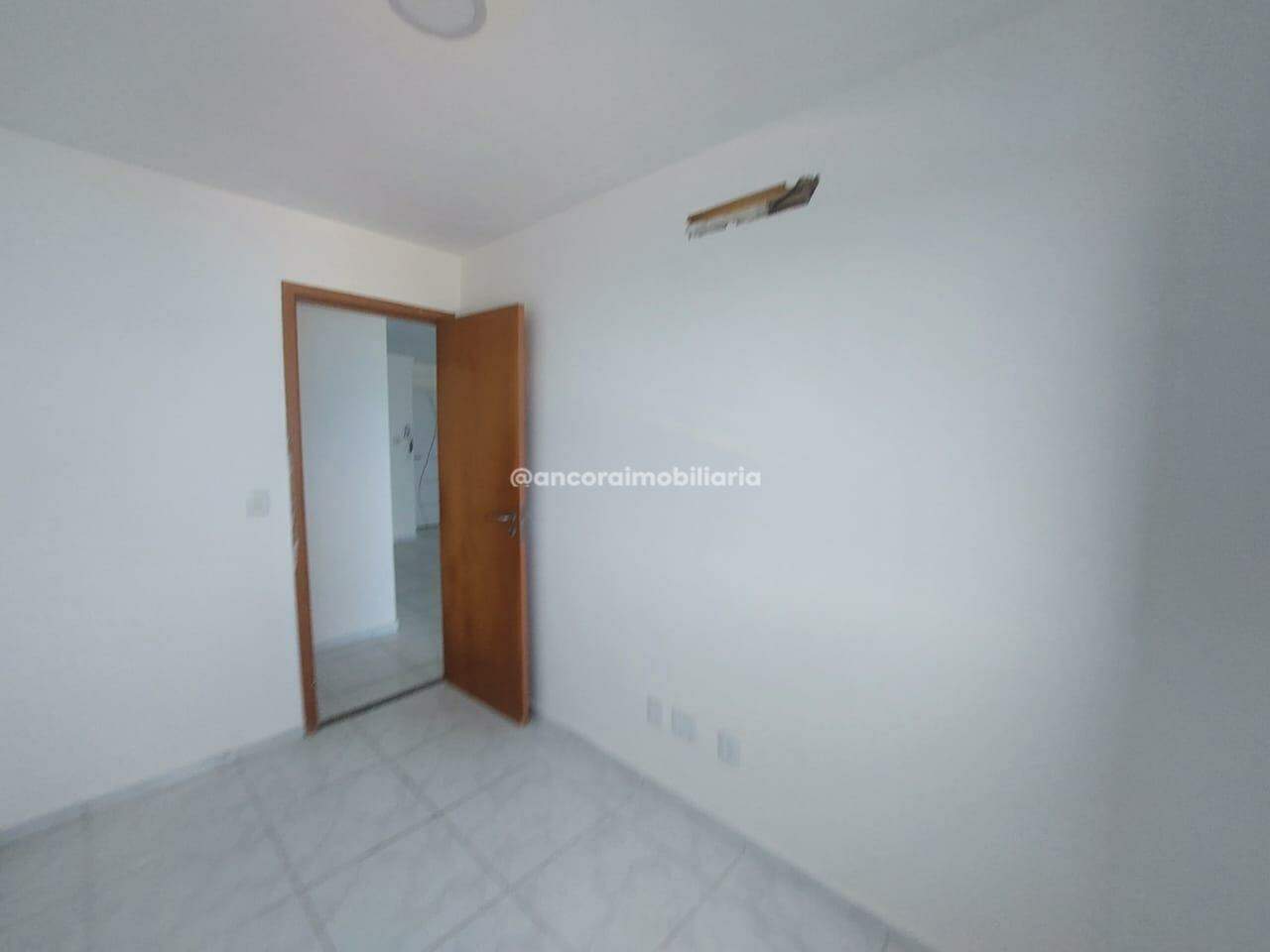 Apartamento à venda no Candeias: 