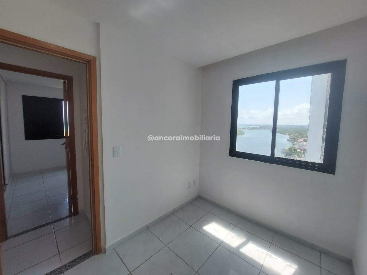 Apartamento à venda no Candeias: 