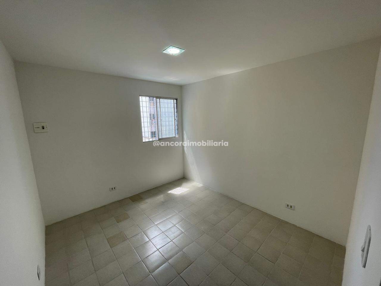 Apartamento para aluguel no Jardim Atlântico: 