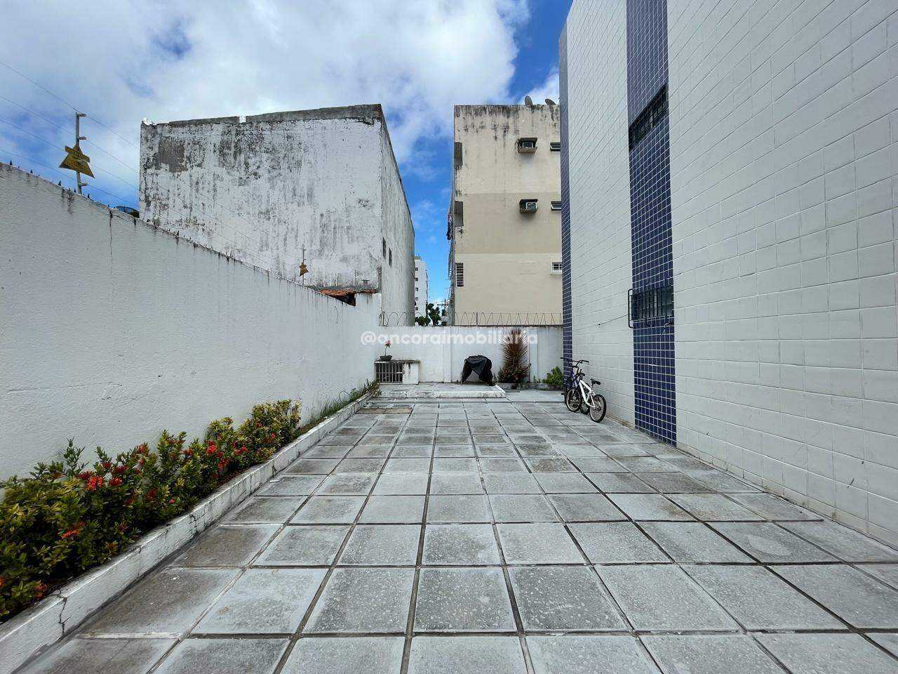 Apartamento para aluguel no Jardim Atlântico: 