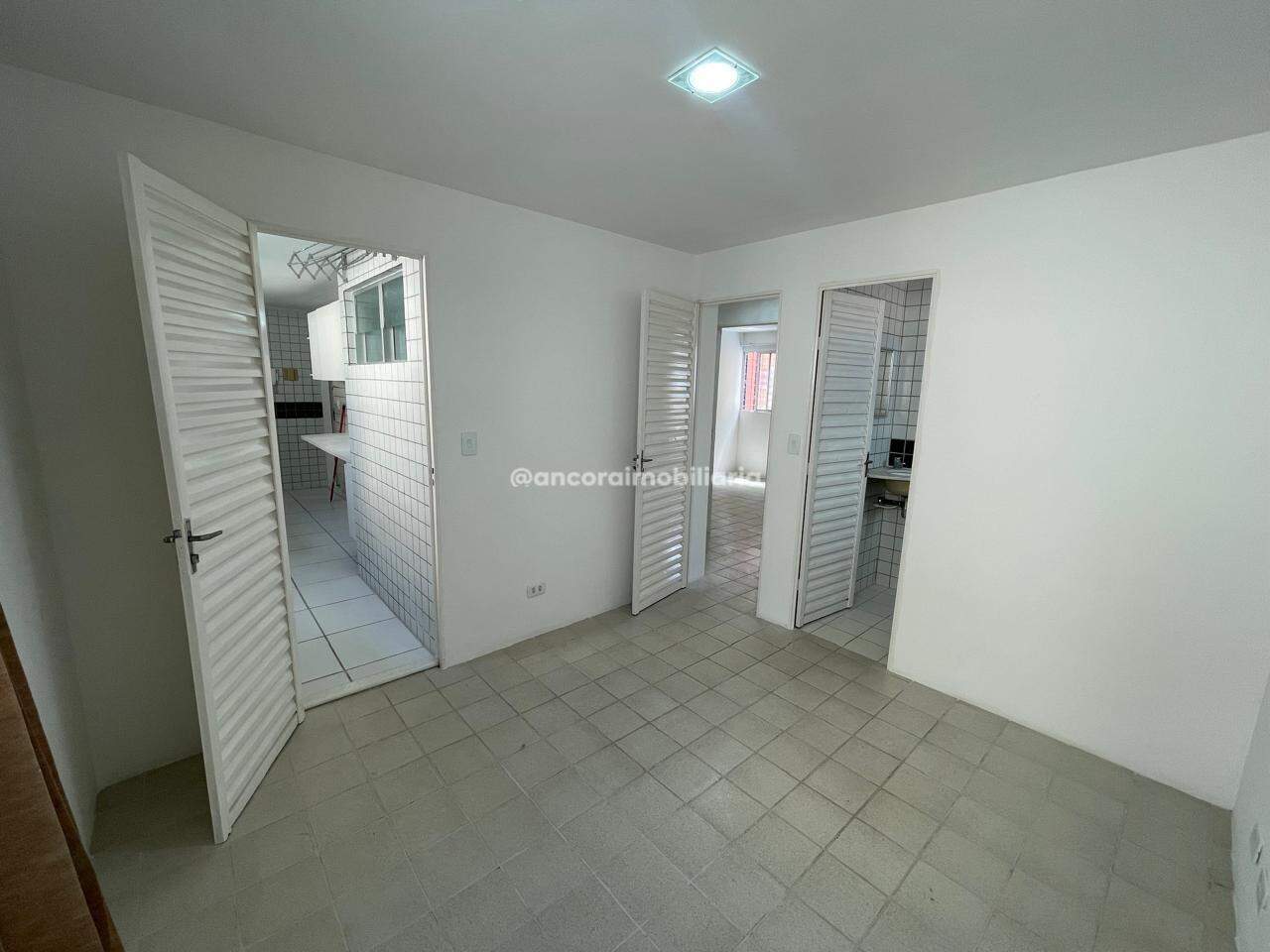Apartamento para aluguel no Jardim Atlântico: 