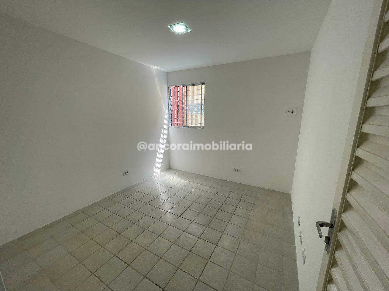 Apartamento para aluguel no Jardim Atlântico: 