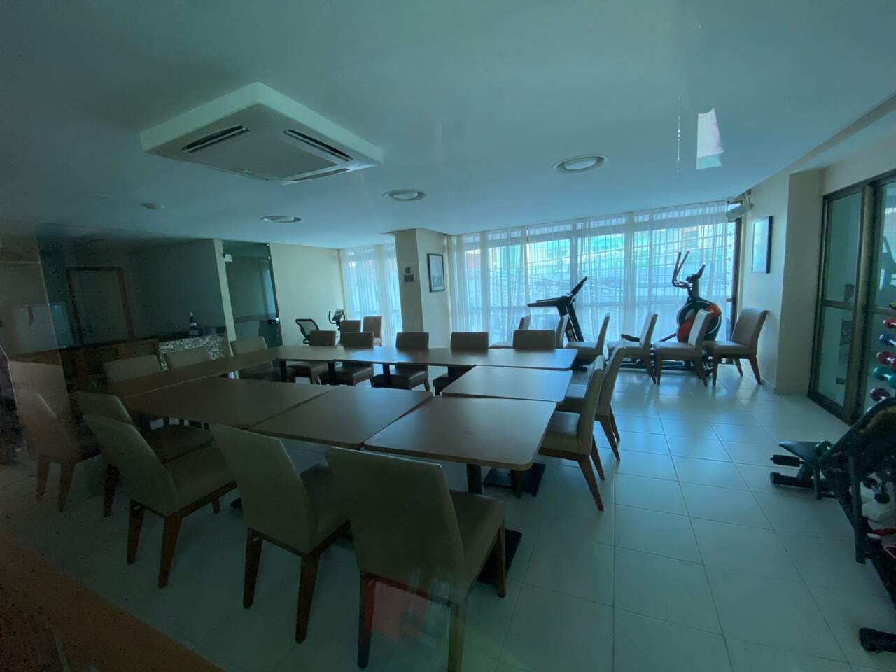 Apartamento para aluguel no Pina: 
