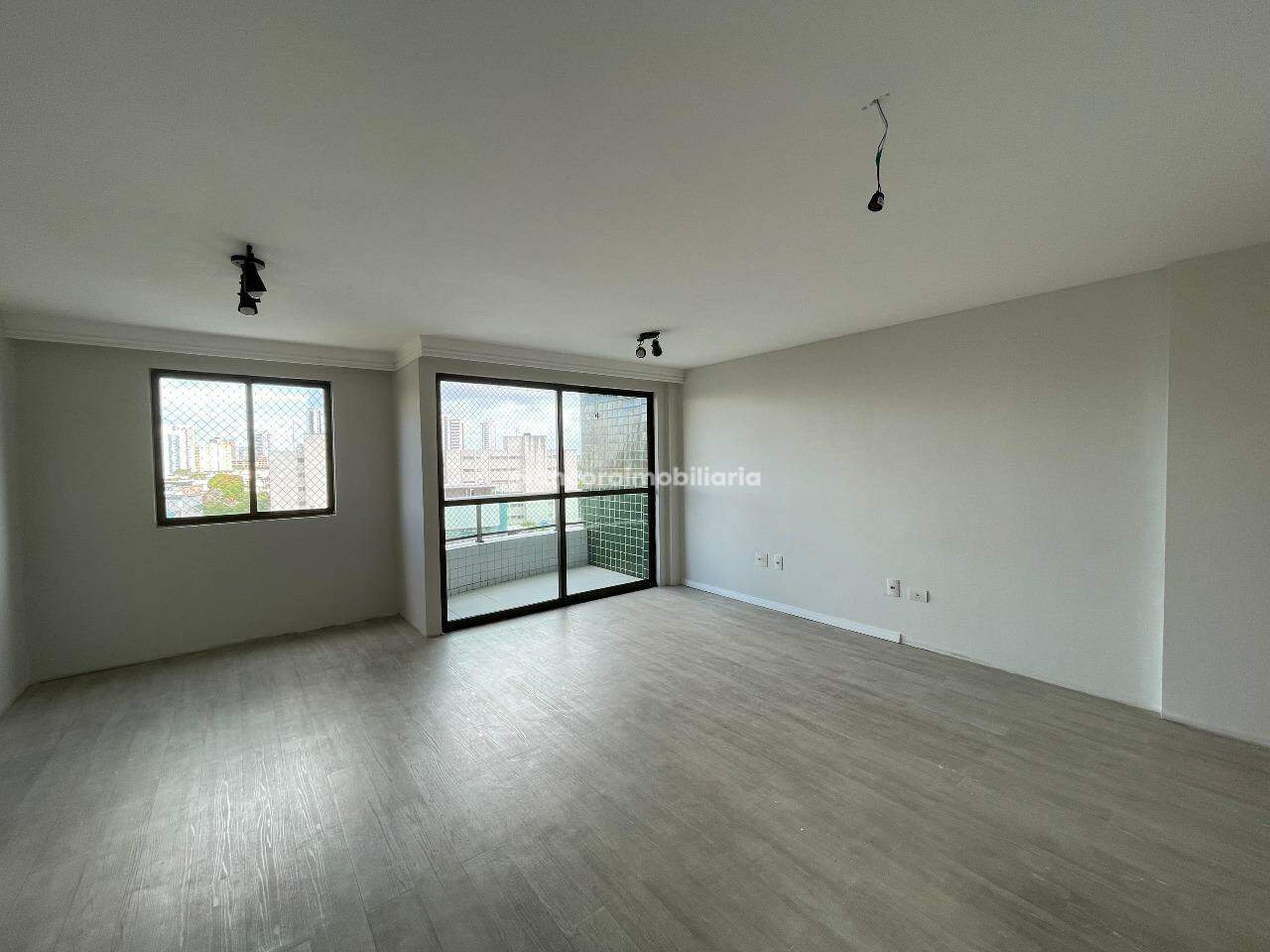 Apartamento para aluguel no Madalena: 