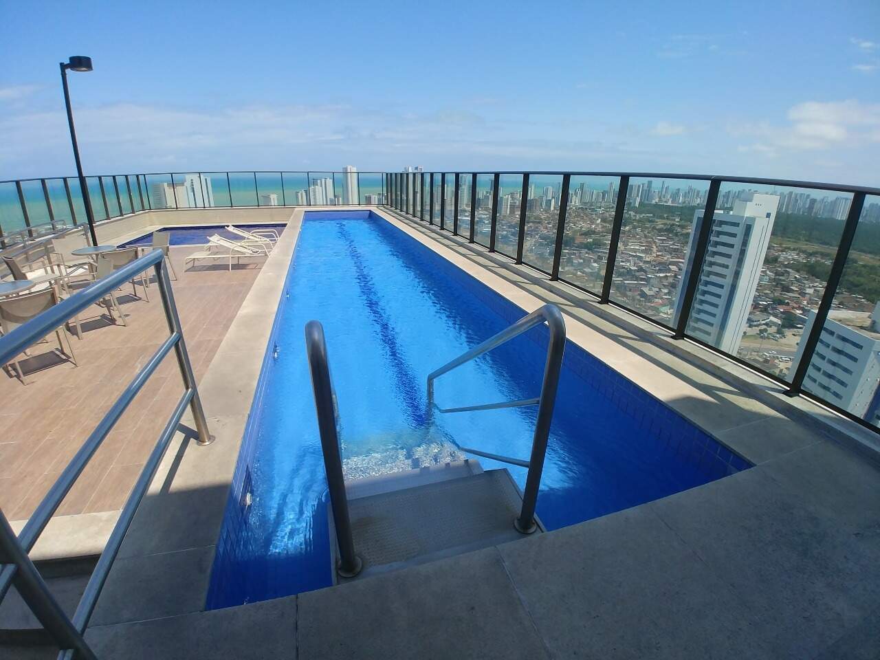 Apartamento para aluguel no Pina: 