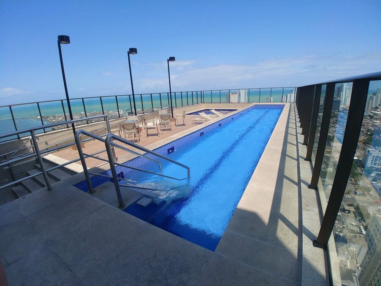 Apartamento para aluguel no Pina: 