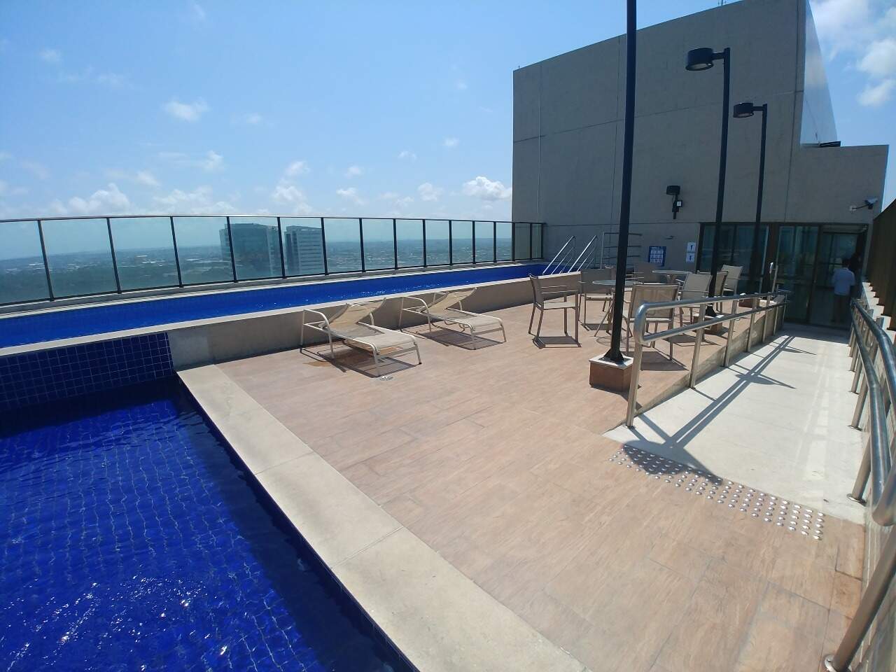 Apartamento para aluguel no Pina: 