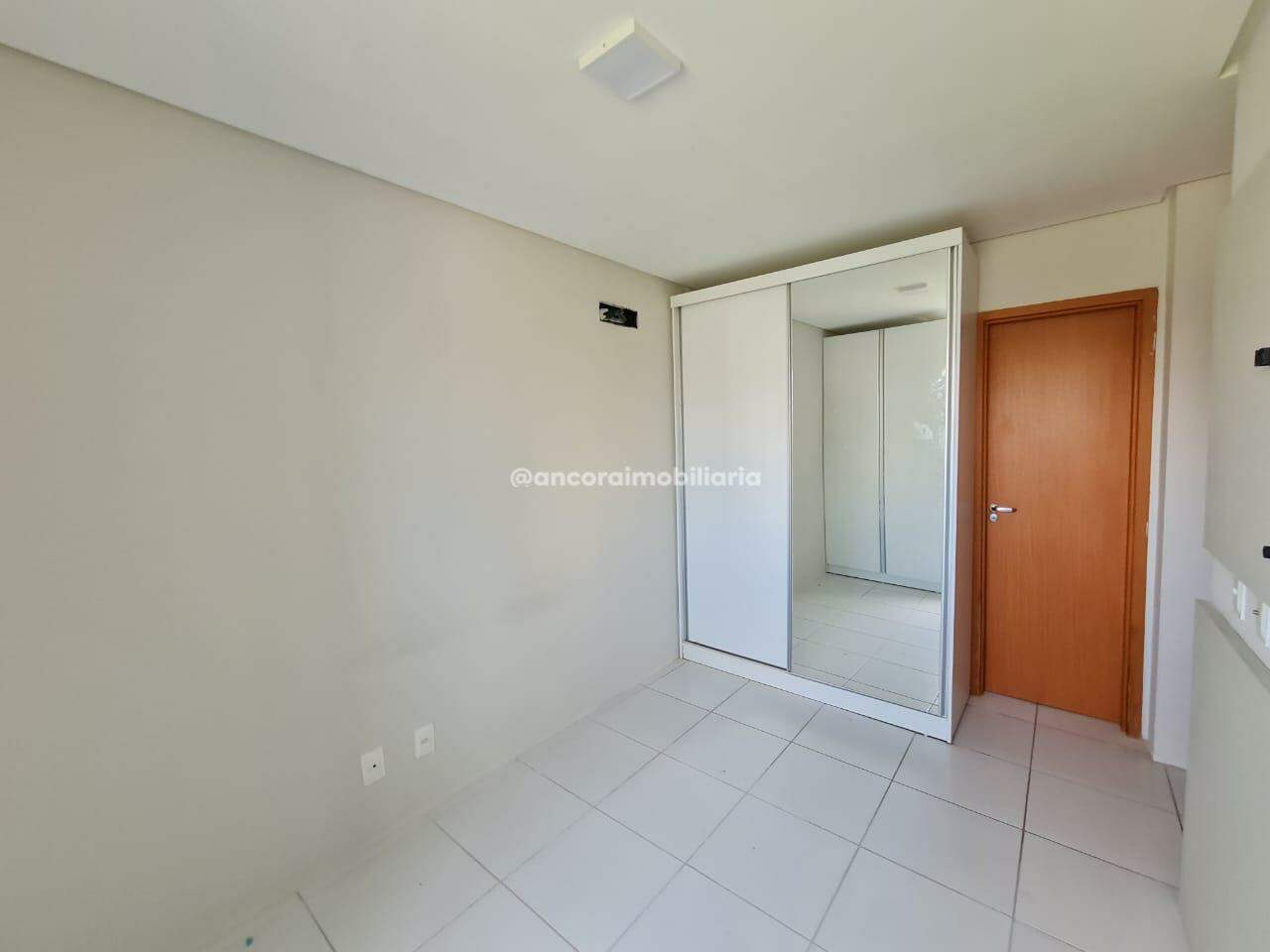 Apartamento para aluguel no Encruzilhada: