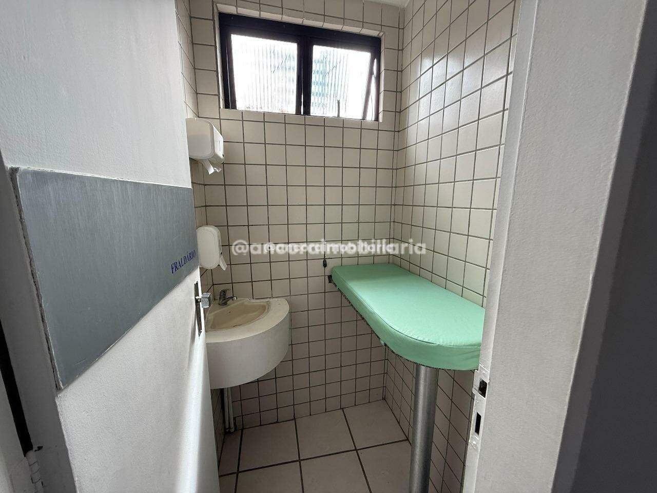 Sala para aluguel no Madalena: 