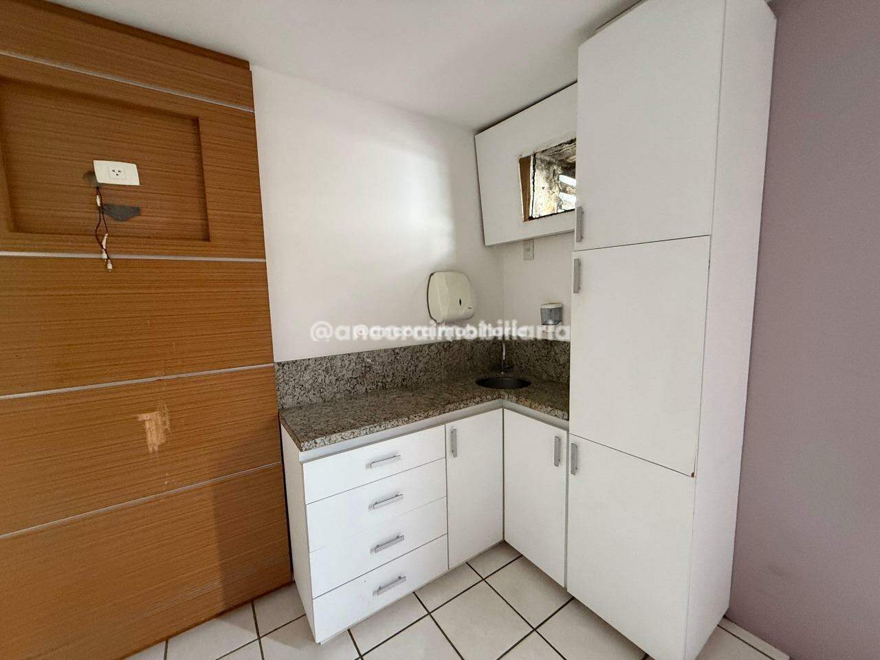 Sala para aluguel no Madalena: 