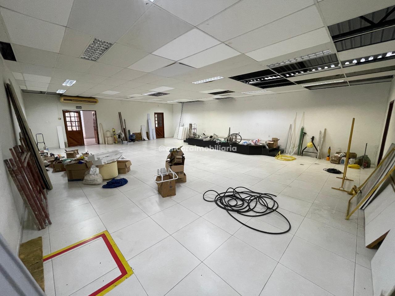 Casa Comercial para aluguel no Campo Grande: 