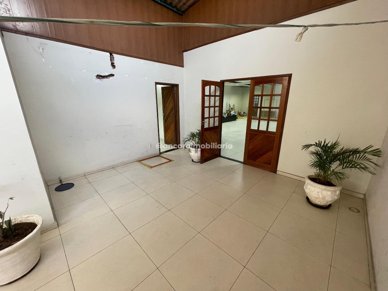 Casa Comercial para aluguel no Campo Grande: 