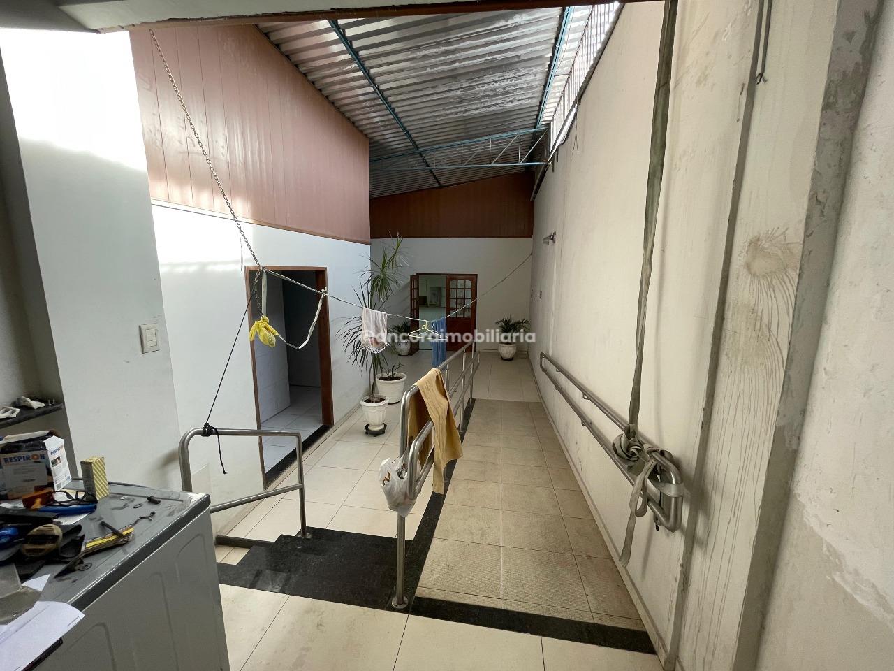 Casa Comercial para aluguel no Campo Grande: 