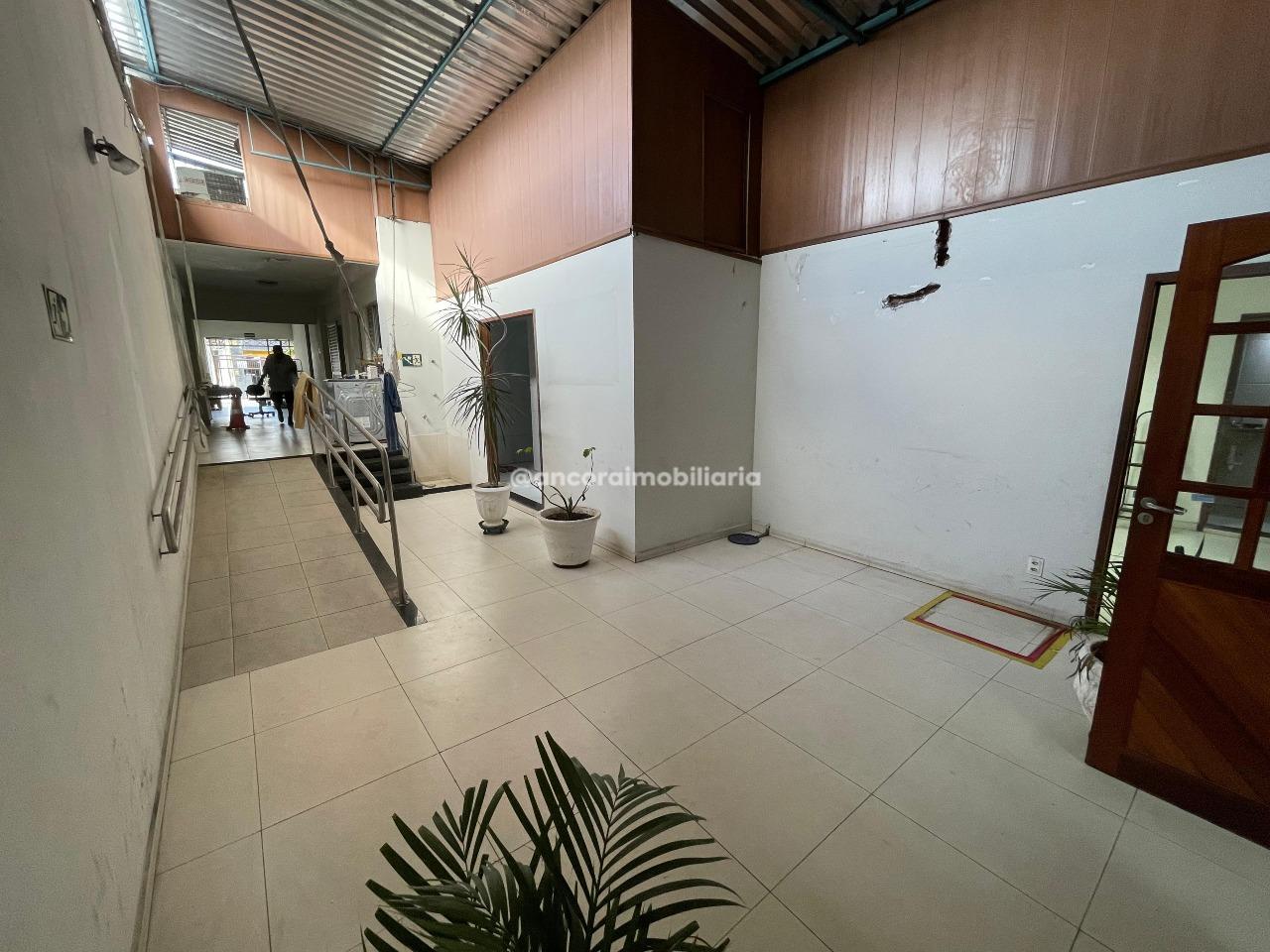 Casa Comercial para aluguel no Campo Grande: 