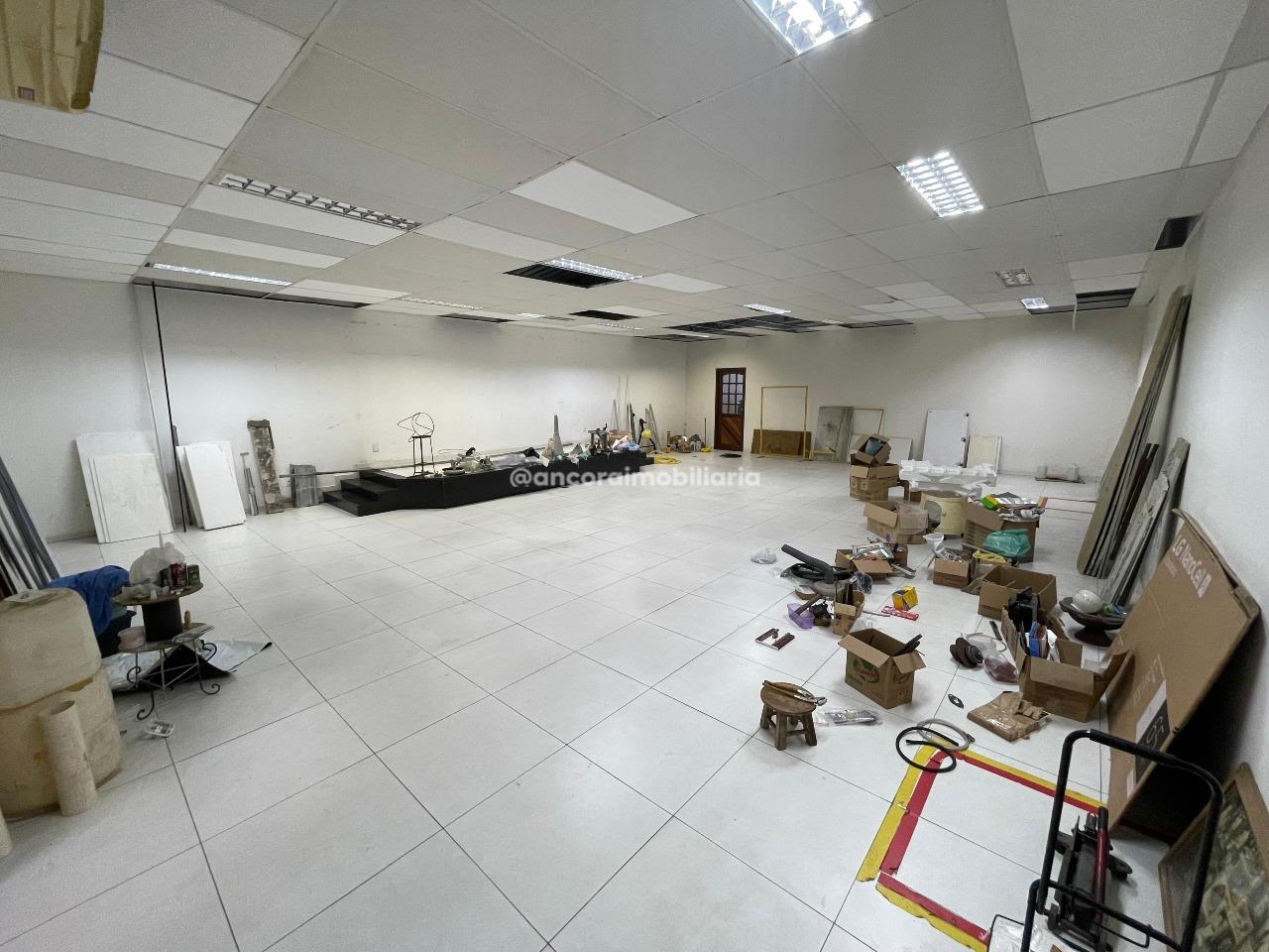 Casa Comercial para aluguel no Campo Grande: 