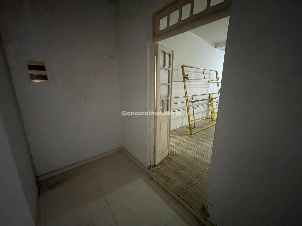 Casa Comercial para aluguel no Campo Grande: 