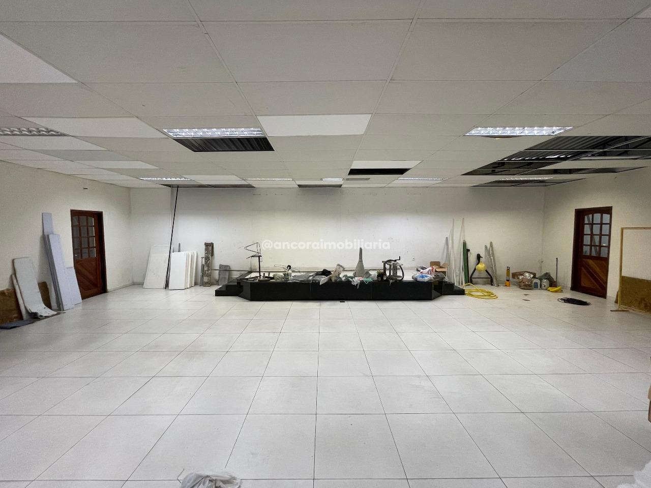 Casa Comercial para aluguel no Campo Grande: 