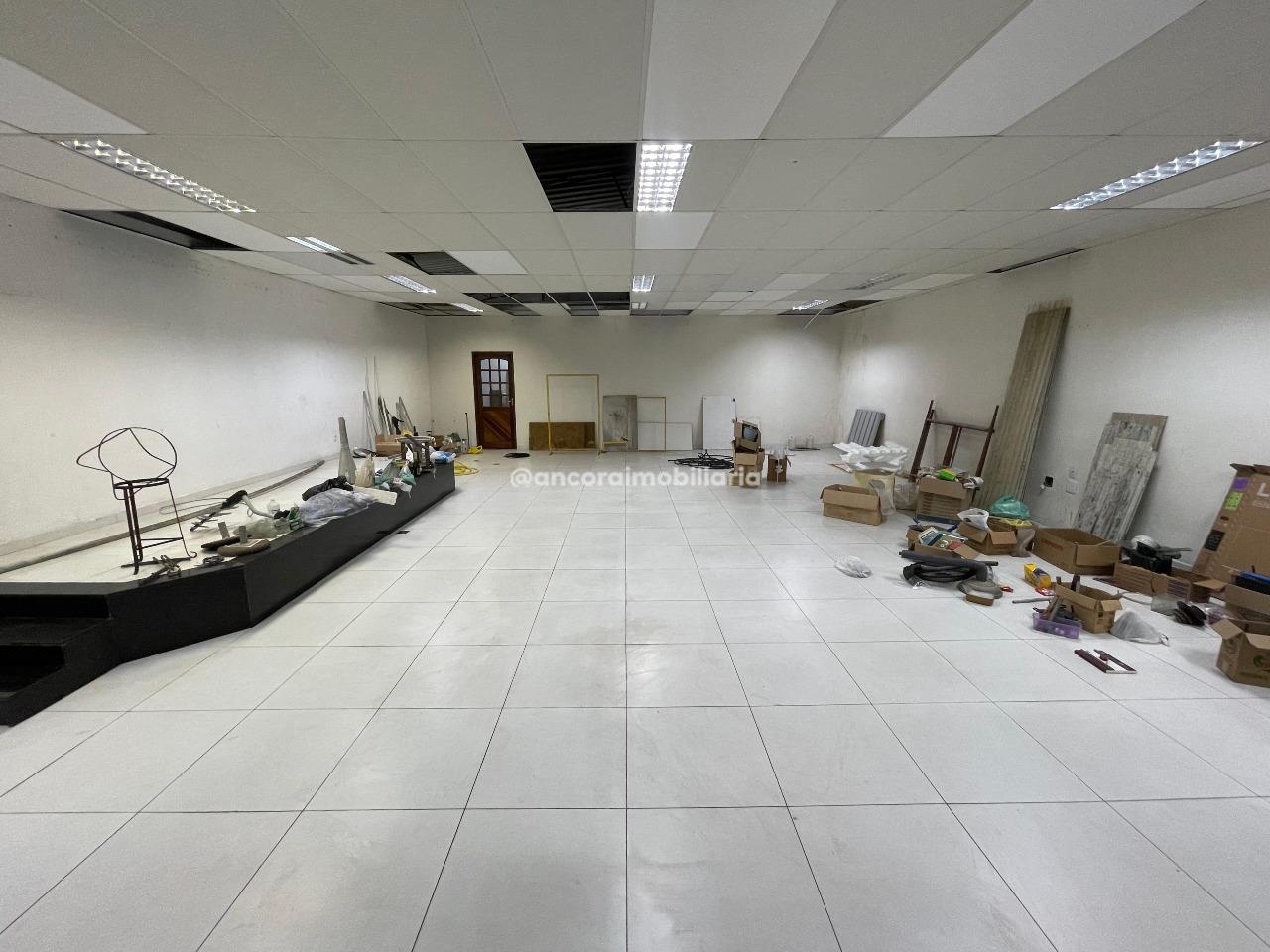 Casa Comercial para aluguel no Campo Grande: 