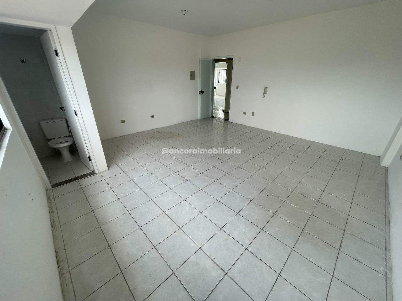 Sala para aluguel no Santo Amaro: 