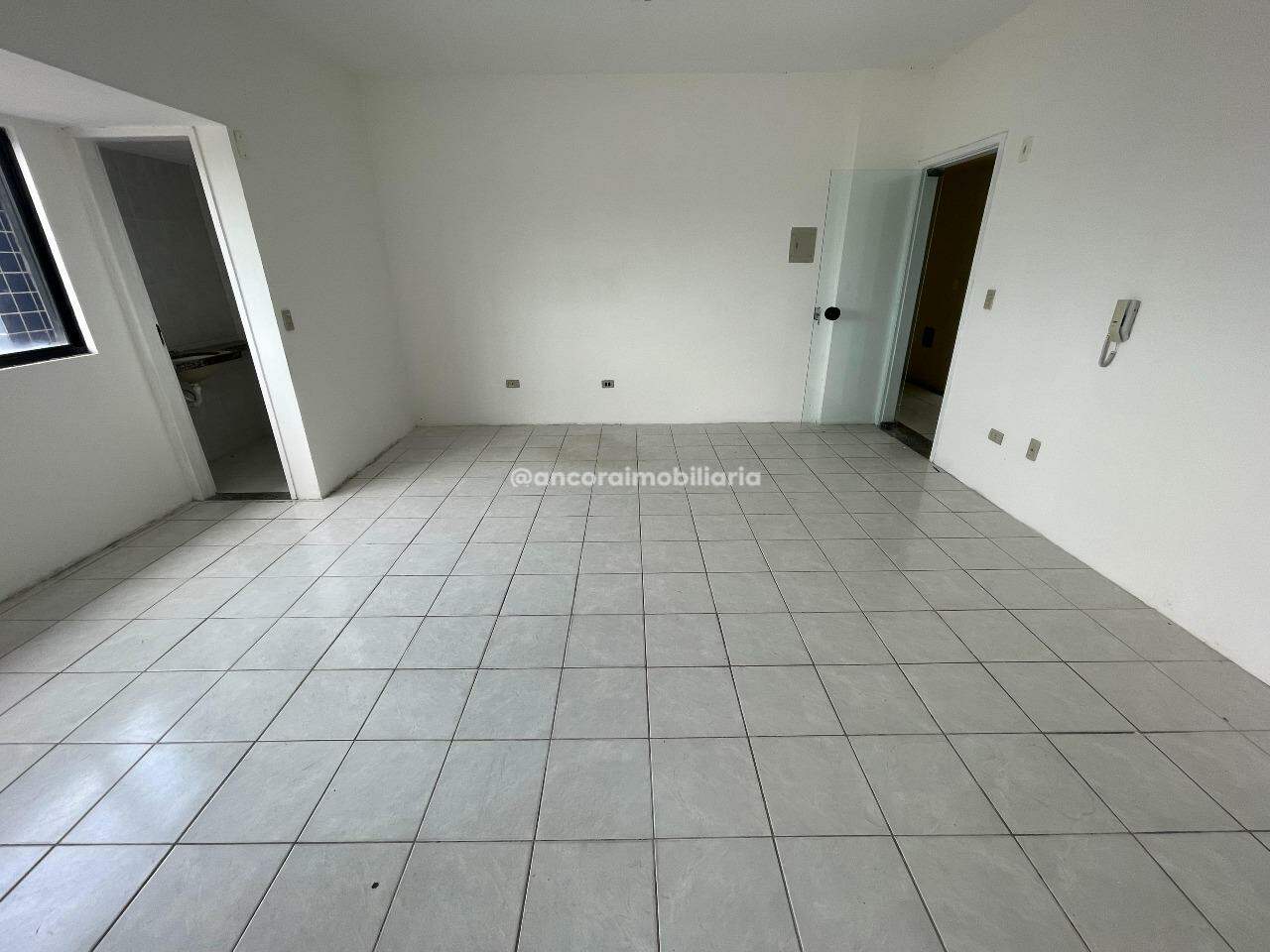Sala para aluguel no Santo Amaro: 