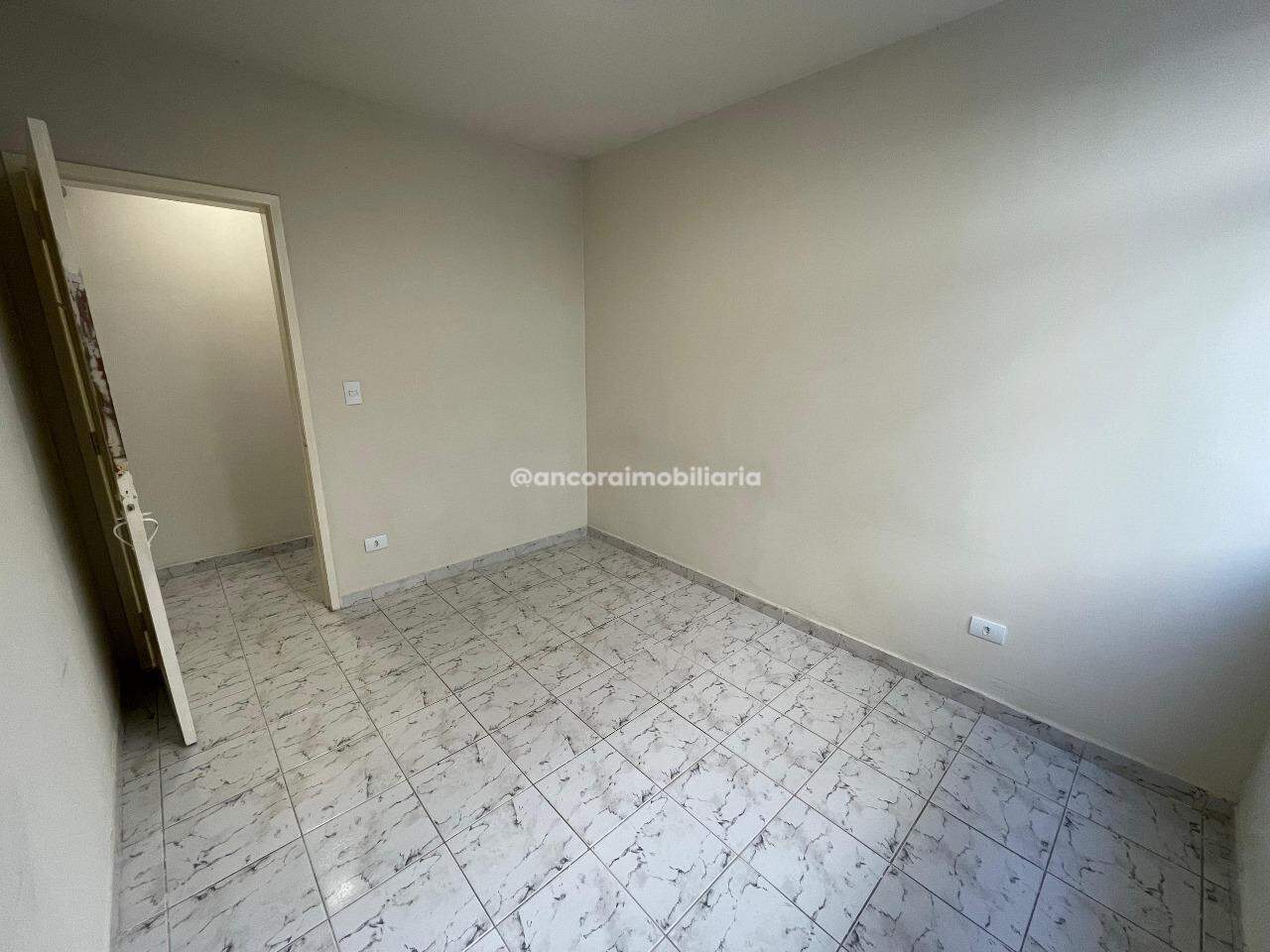 Apartamento para aluguel no Espinheiro: 