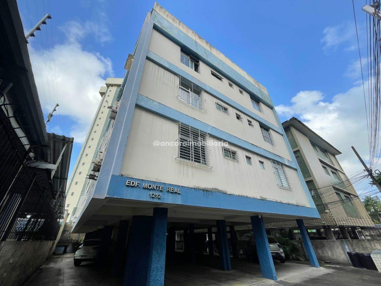 Apartamento para aluguel no Espinheiro: 