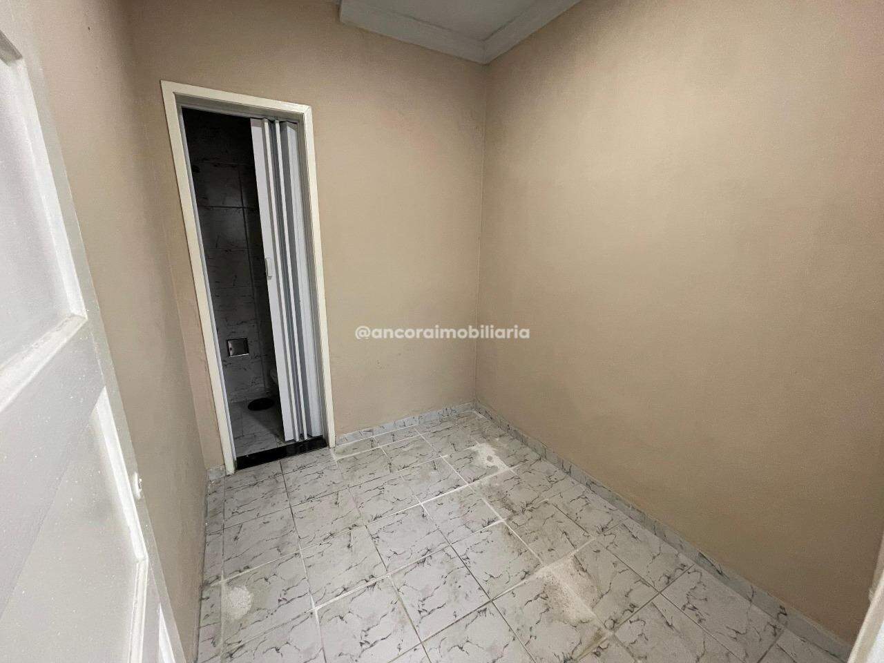 Apartamento para aluguel no Espinheiro: 