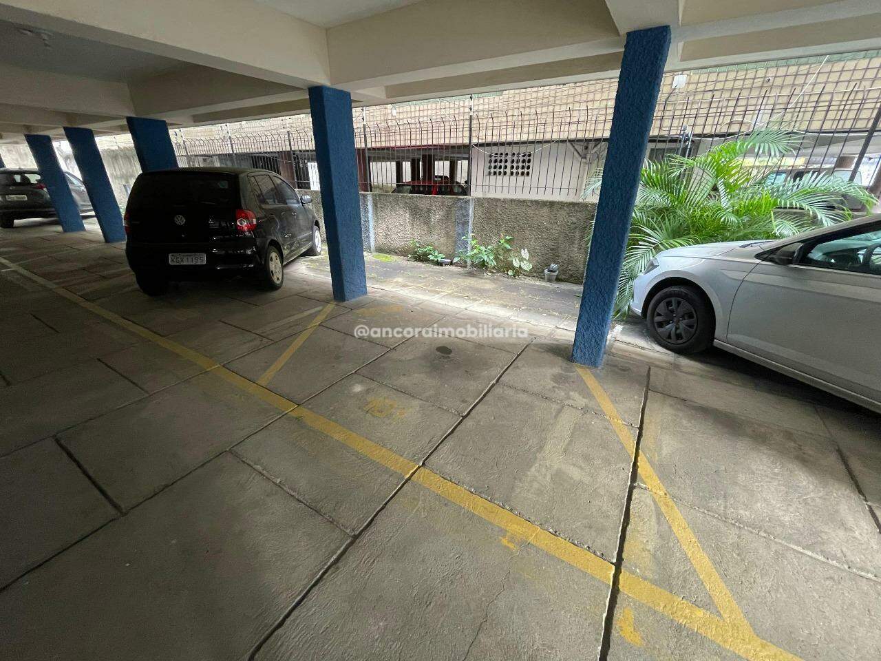 Apartamento para aluguel no Espinheiro: 