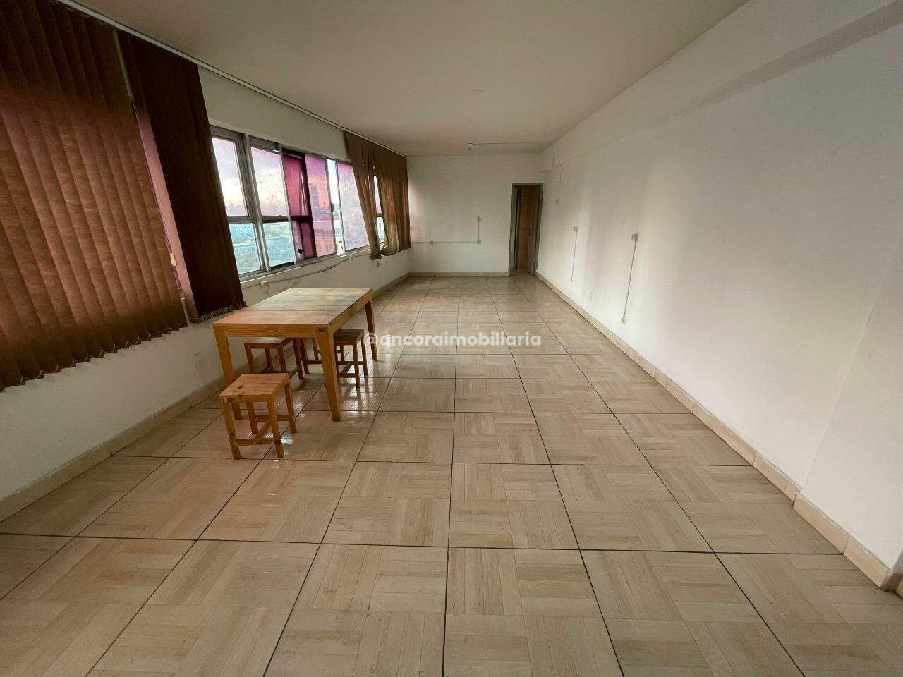 Sala para aluguel no Santo Antonio: 