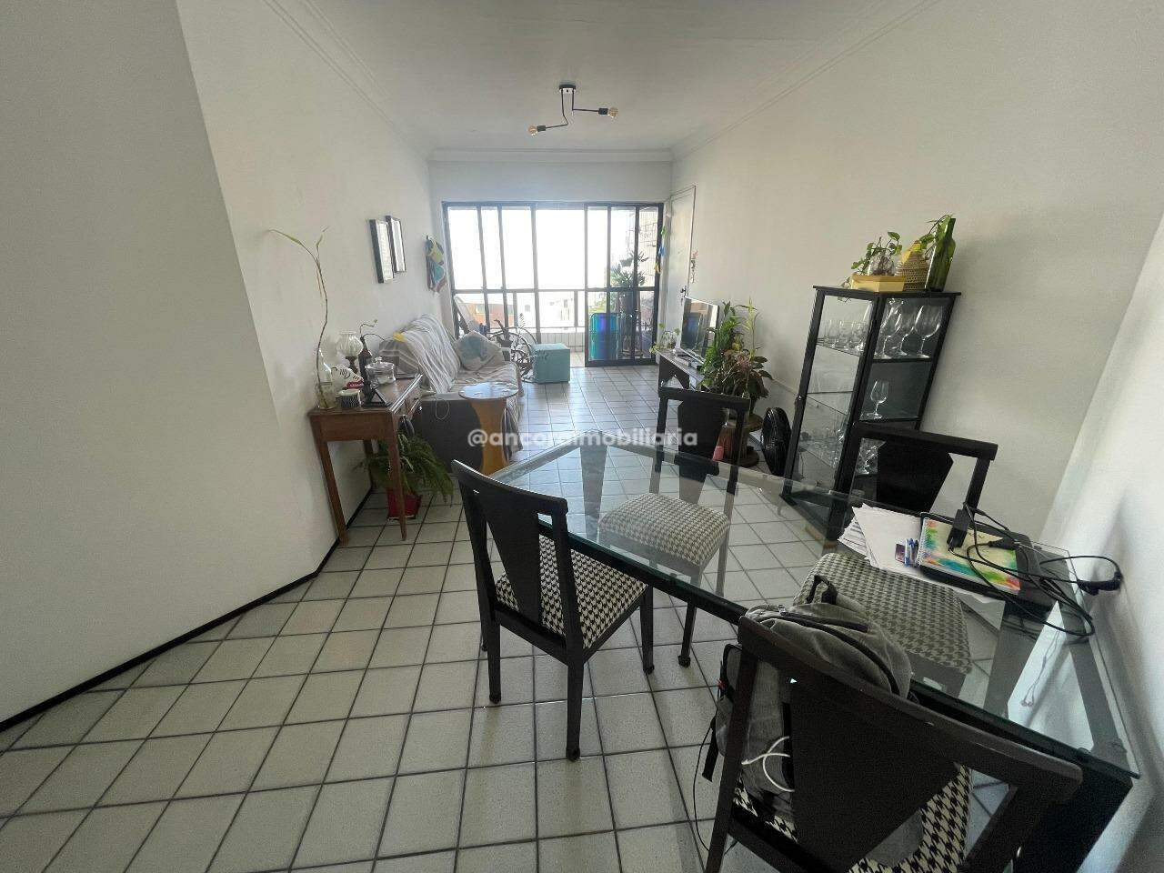 Apartamento para aluguel no Parnamirim: