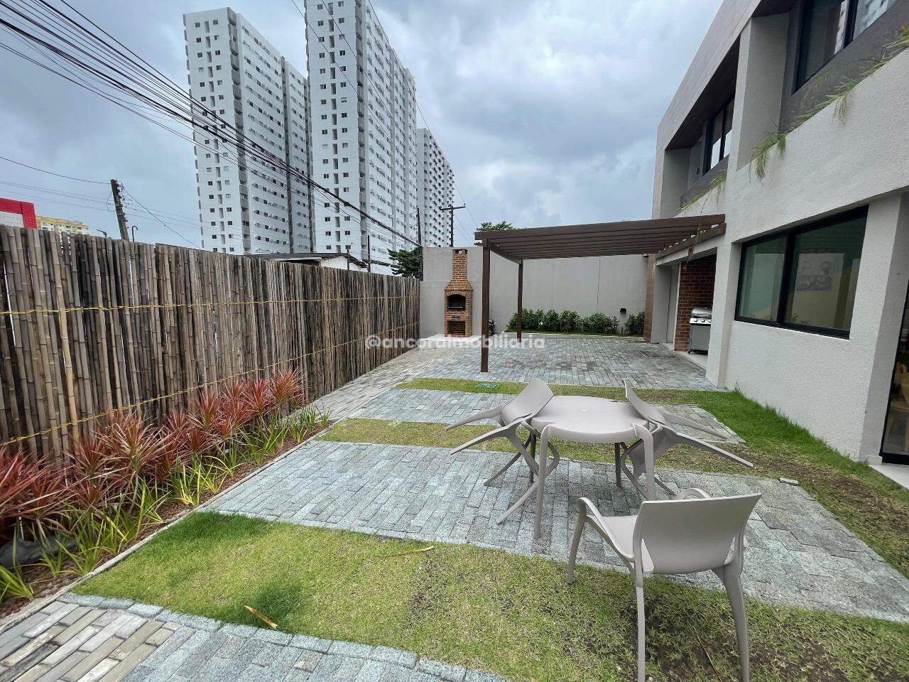 Apartamento para aluguel no Imbiribeira: