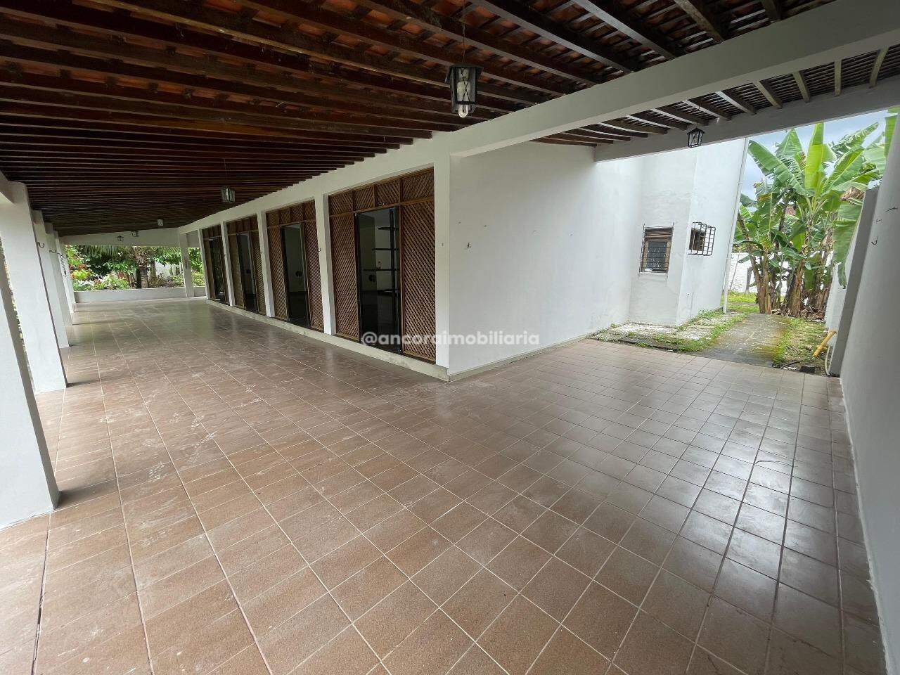 Casa Comercial para aluguel no Aldeia dos Camarás: 