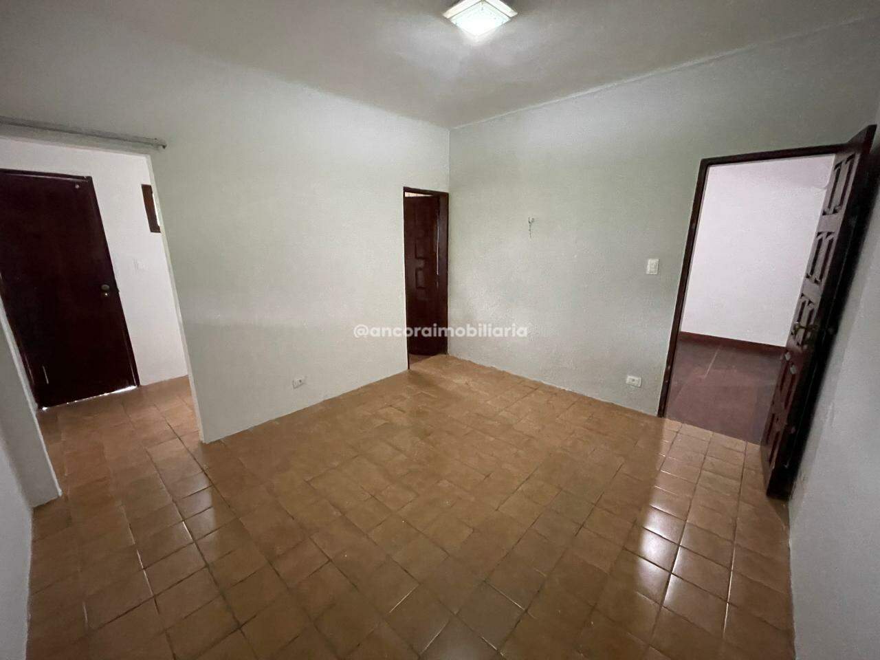 Casa Comercial para aluguel no Aldeia dos Camarás: 