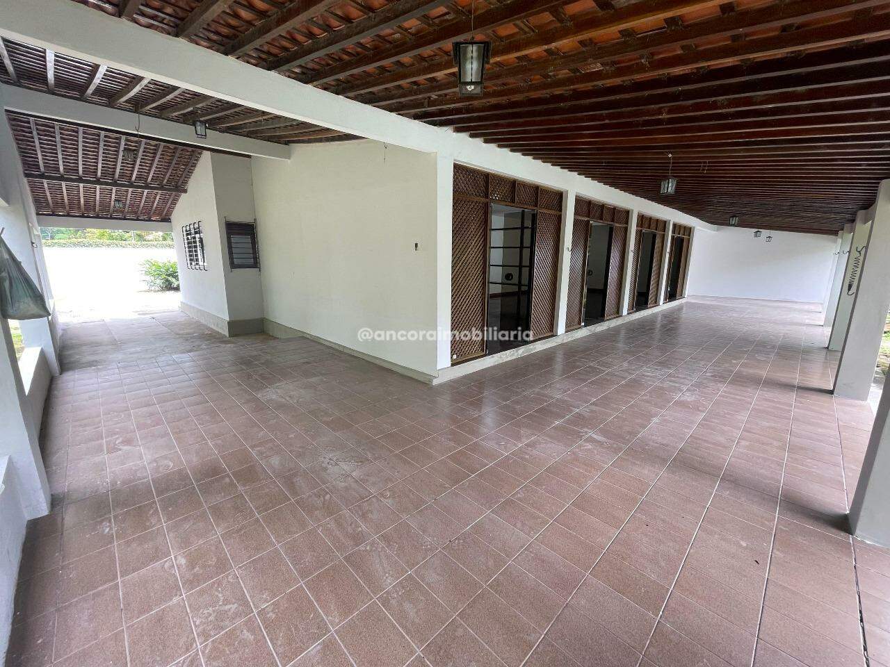 Casa Comercial para aluguel no Aldeia dos Camarás: 