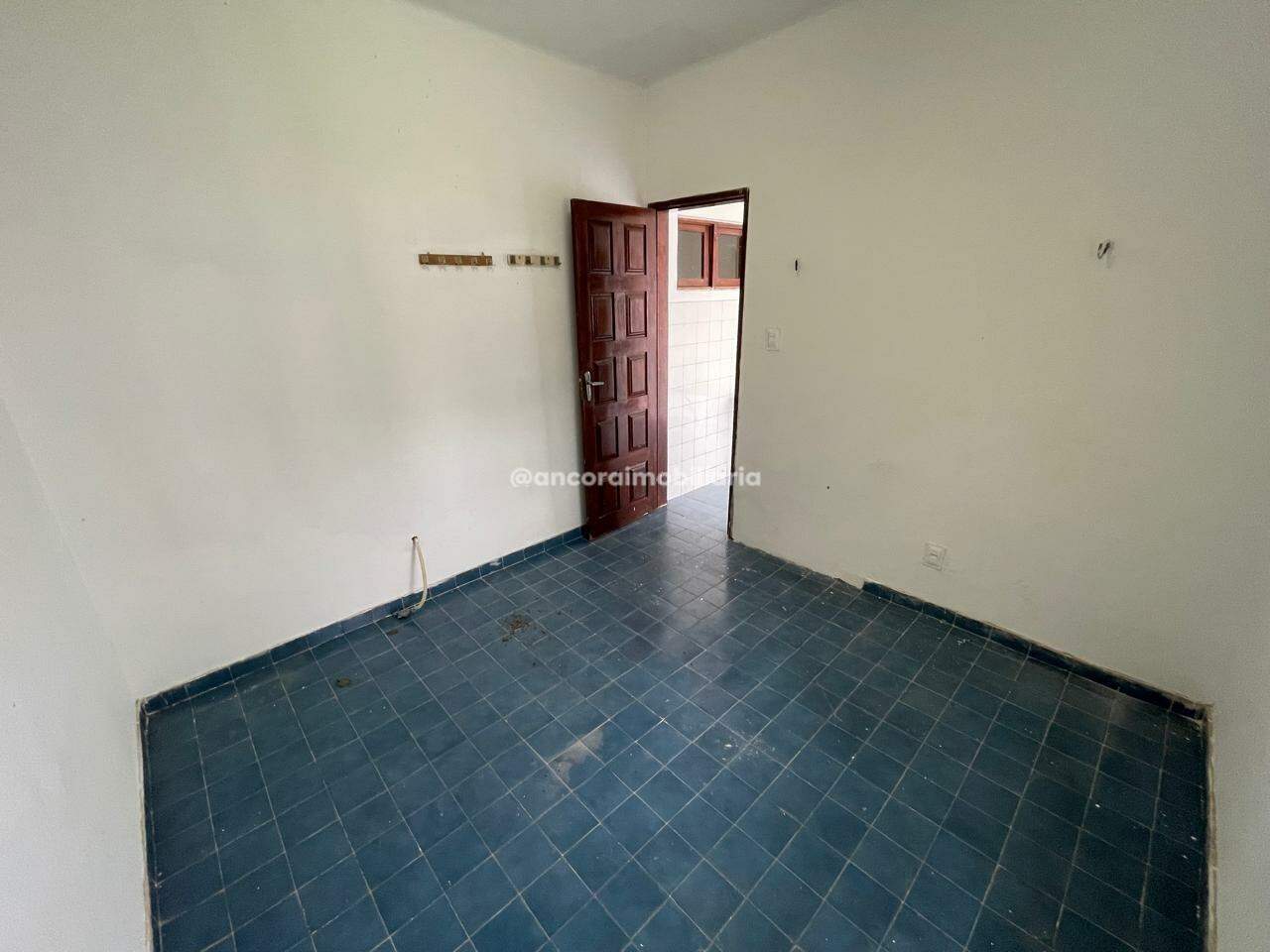 Casa Comercial para aluguel no Aldeia dos Camarás: 