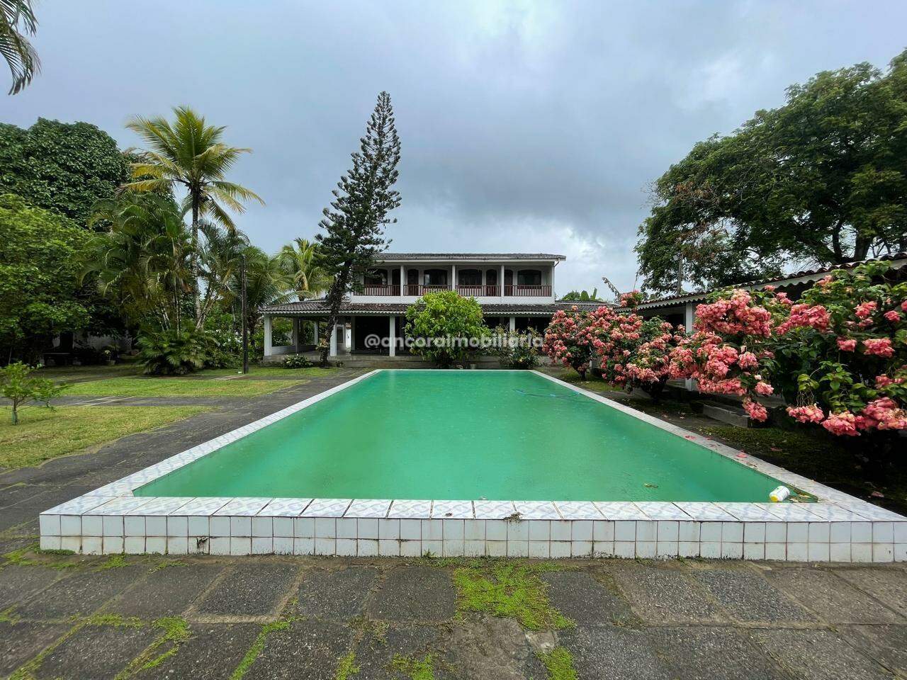 Casa Comercial para aluguel no Aldeia dos Camarás: 