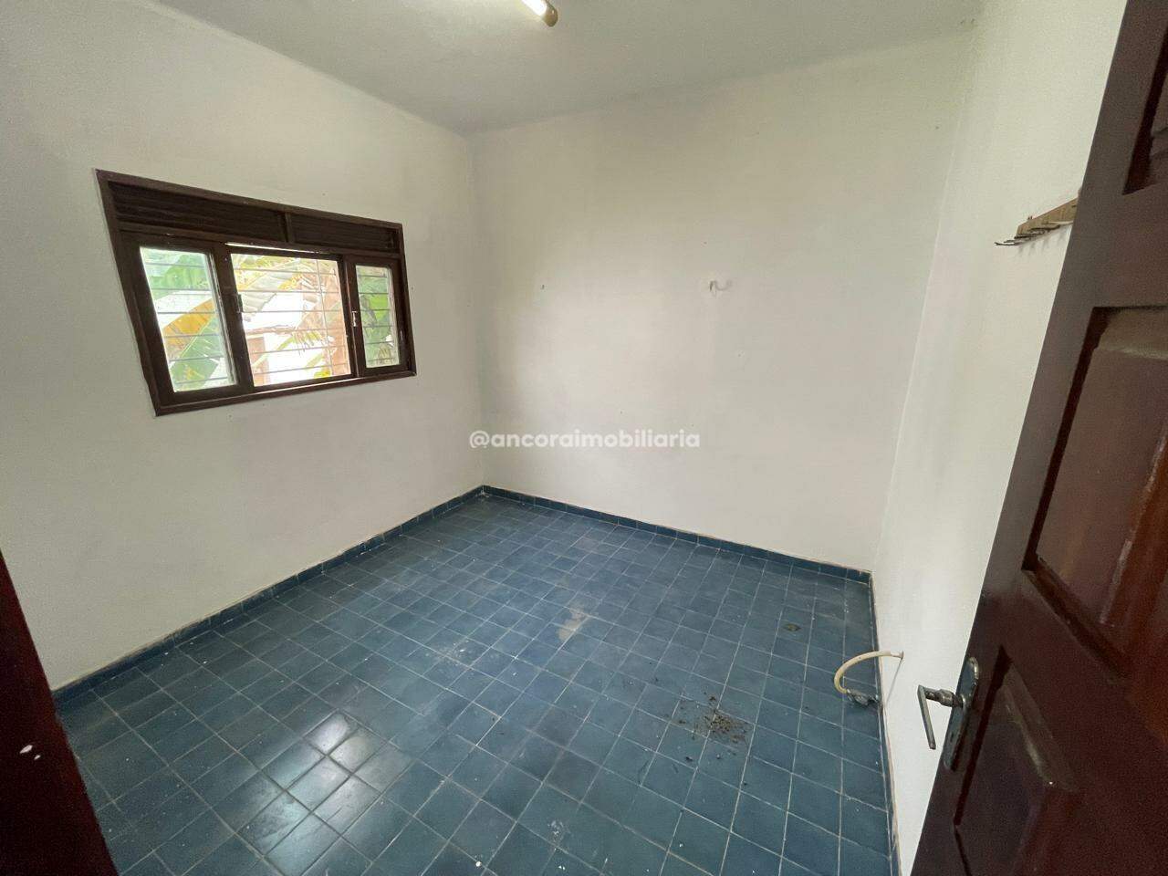 Casa Comercial para aluguel no Aldeia dos Camarás: 