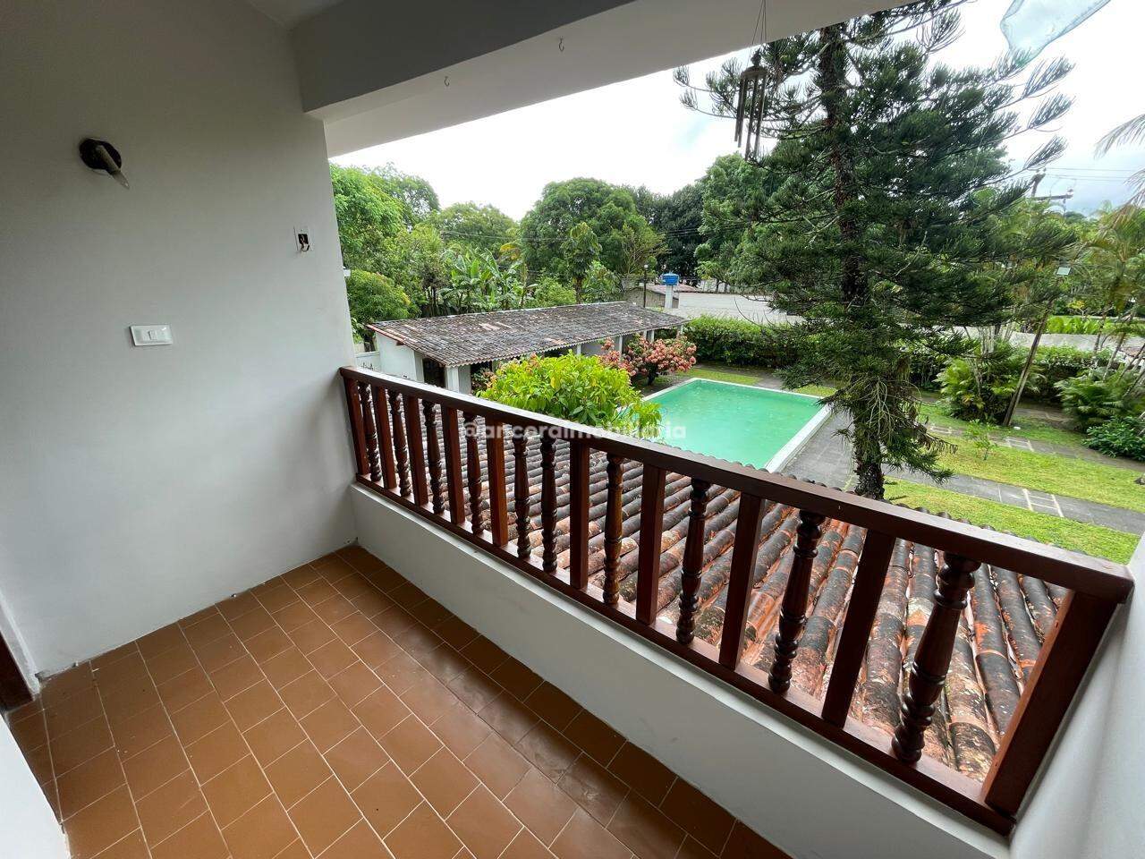 Casa Comercial para aluguel no Aldeia dos Camarás: 